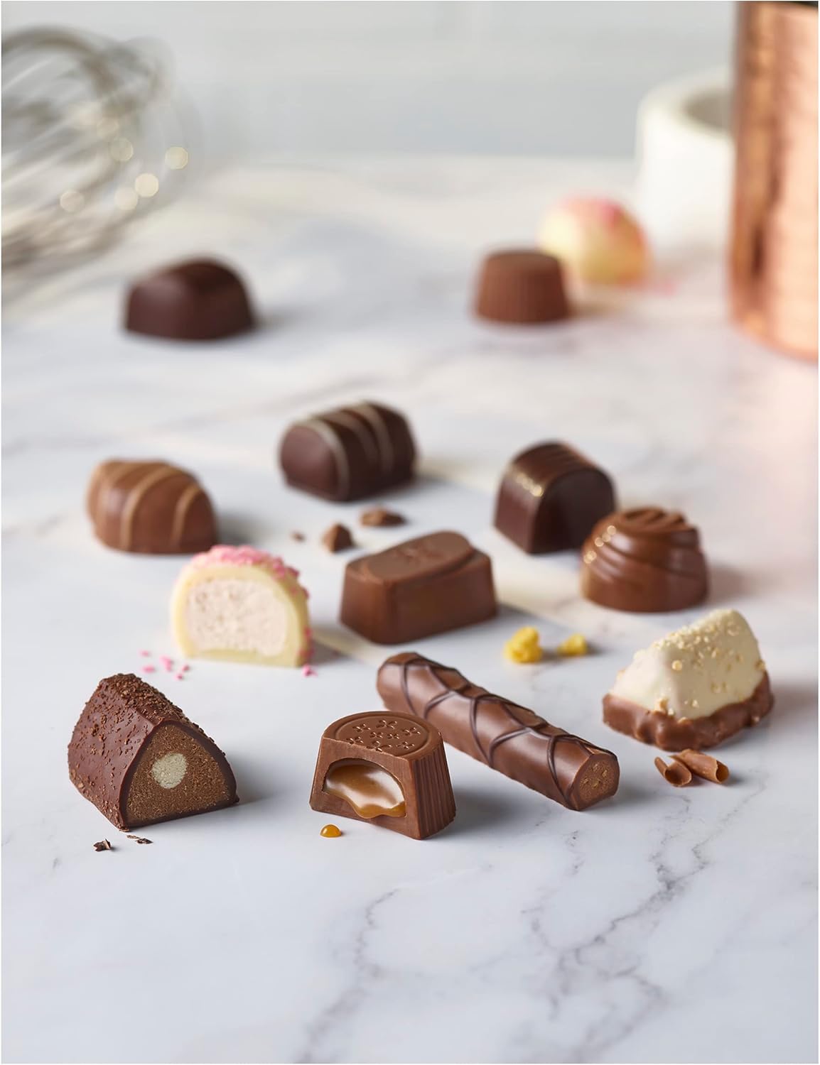 Thorntons Classic Chocolate Hamper, Christmas Chocolate Gift Box, Assorted White, Milk and Dark, 449 g
