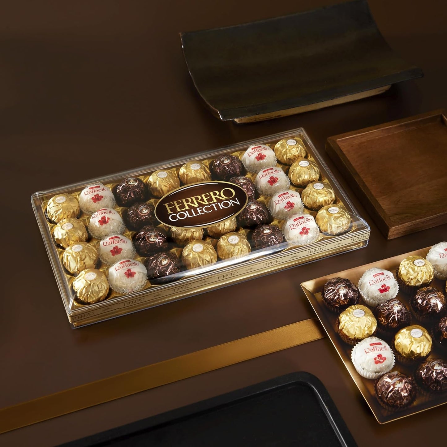 Ferrero Collection Pralines, Christmas, Chocolate Gift, Gifts for Women and Men, Assorted Rocher, Coconut Raffaello and Dark Chocolate Rondnoir, Box of 32 (359g)